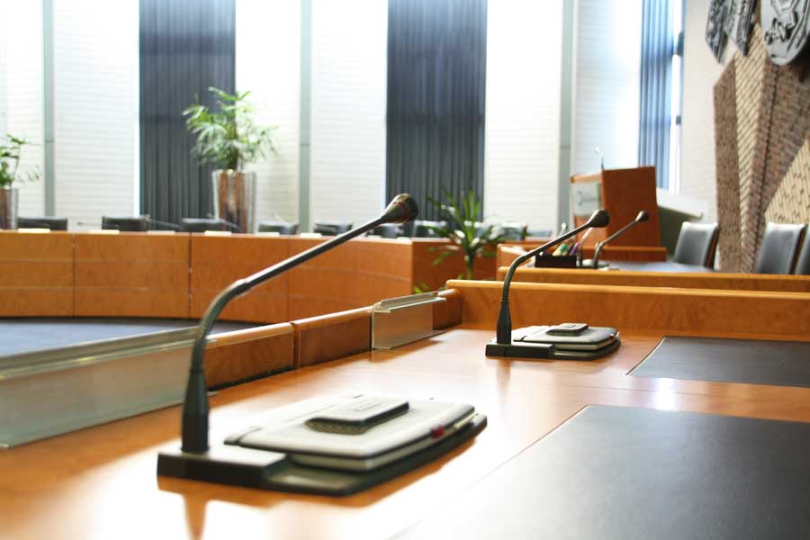 Afbeelding raadszaal Geleen rondes